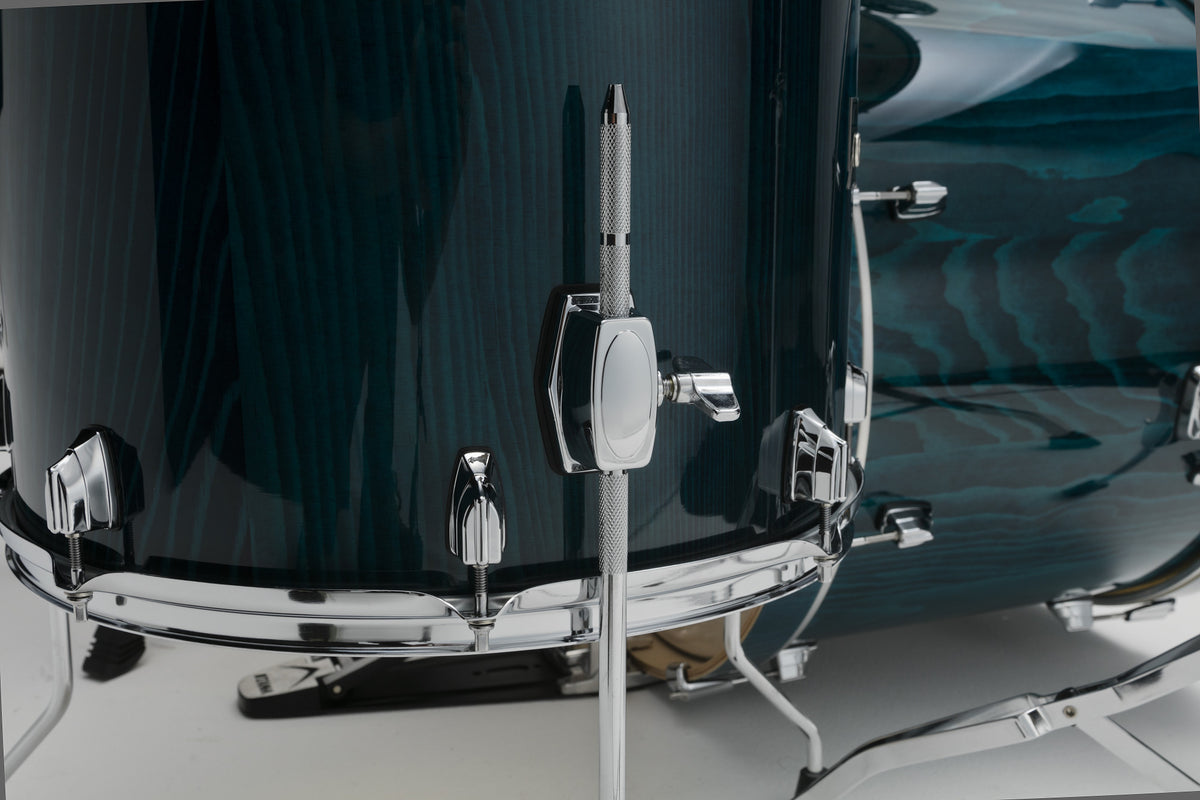 TAMA Superstar Classic Floor Tom 18" x 16" - Gloss Sapphire Lacebark Pine/Chrome HW