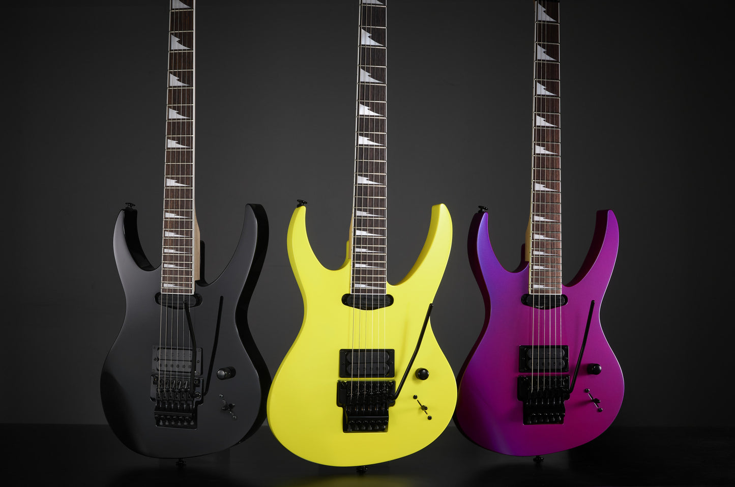 IBANEZ Genesis P E-Gitarre 6-String - Black