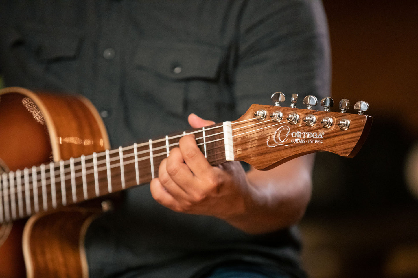 ORTEGA Performer Series 4/4 Konzertgitarre 6-String - Sunburst + Gigbag