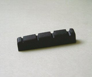 IBANEZ 4-Saiter Sattel aus Plastik - schwarz 5mm x 41mm für GSR Bässe