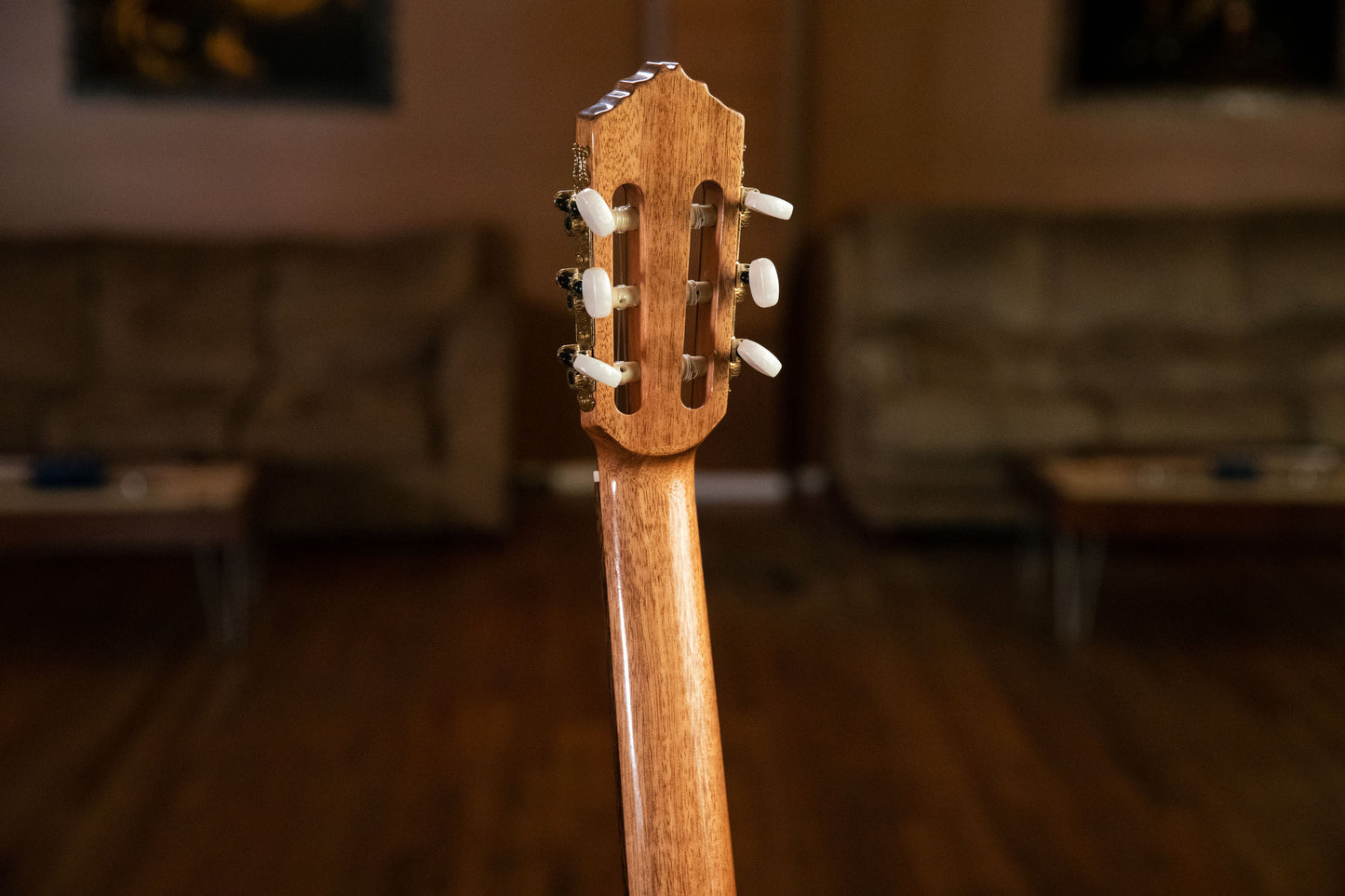 ORTEGA Performer Series 4/4 Classical Guitar 6-String - Natural + Gig Bag