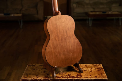 ORTEGA Student Series Pro DeLuxe 4/4 Classical Guitar 6 String - Solid Spruce / Catalpa Bourbon Fade