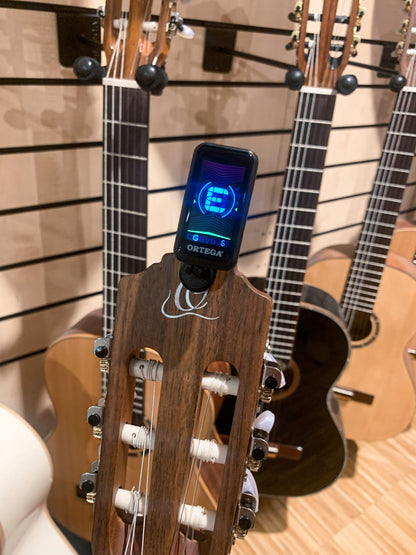 ORTEGA Multi-Mode Headstock-Tuner