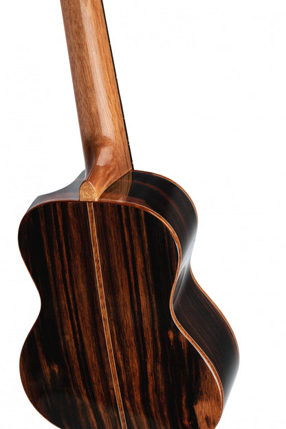 ORTEGA Elite Serie Konzert Ukulele 4 String - Solid Ebony Natural + Bag
