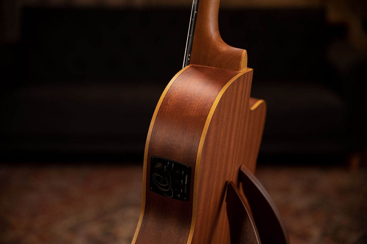 ORTEGA Family Series 4/4 Classical Slim Neck Guitar 6 String Lefty - Spruce / Mahogany Natural + Gig Bag