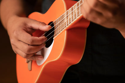 ORTEGA Gaucho Serie Ukulele 4 String - Orange + Bag