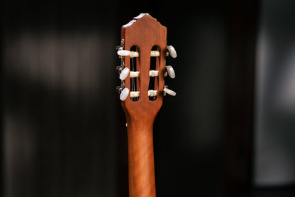 ORTEGA Family Series 4/4 Classical Slim Neck Guitar 6 String - Mahogany Natural + Gigbag