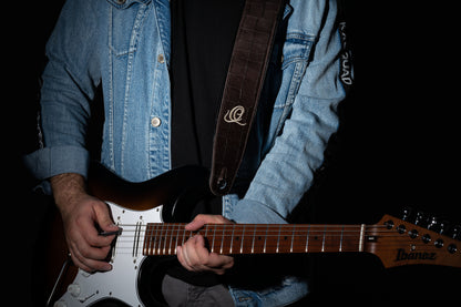 ORTEGA Echtledergitarrengurt - Dark Brown Croco