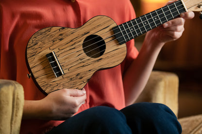 KEIKI K3 Series Ukulele Set "spalted maple" - inkl. Gymbag/H-Tuner/5 Picks/Gurt