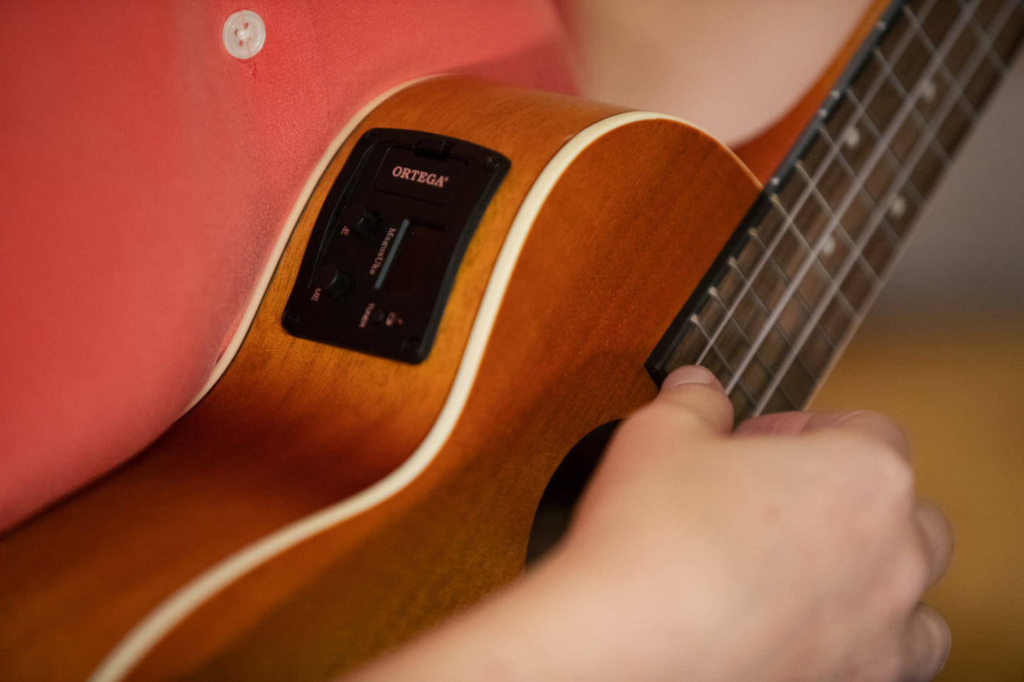 ORTEGA Earth Serie Konzert Preamp Ukulele 4 String - Sunburst