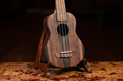 ORTEGA Timber Serie Sopran Ukulele 4 String - Ebony Natural + Bag