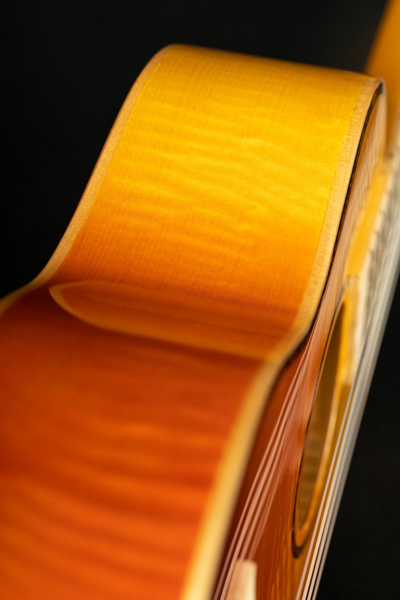 ORTEGA Prism Series Tenor Ukulele 4 String - Flamed Maple Tequila Burst Fade + Bag