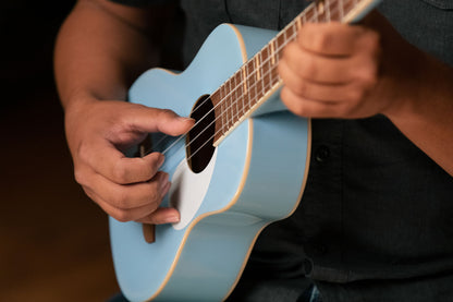 ORTEGA Gaucho Serie Ukulele 4 String - Sky Blue + Bag