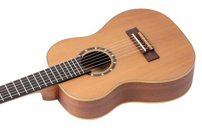 ORTEGA Family Series 1/4 Konzertgitarre 6 String - Zeder / Mahagoni Natur + Bag