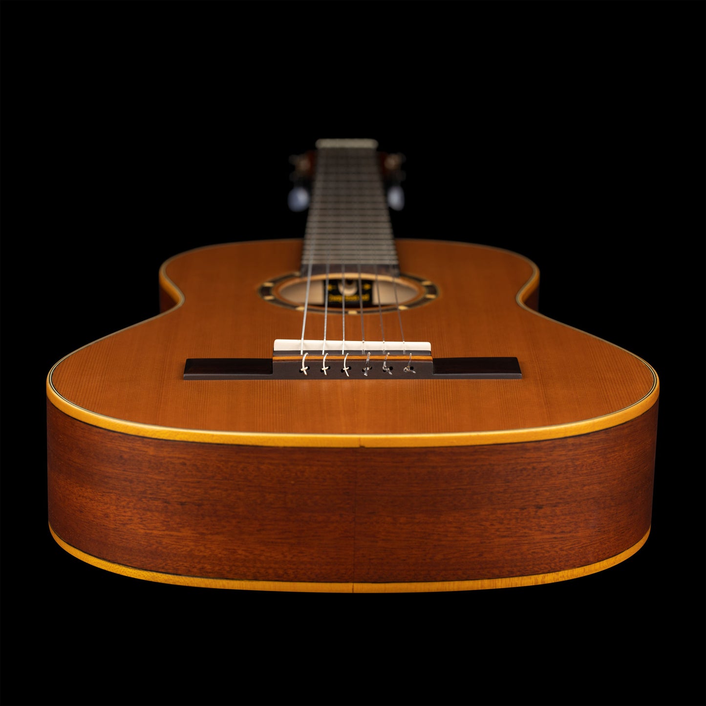 ORTEGA Family Series 1/2 Konzertgitarre 6 String - Zeder / Mahagoni Natur + Bag