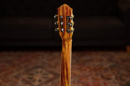 ORTEGA Family Series Pro 4/4 Konzertgitarre 6 String Lefty - Massive Fichte / Cypress Gloss Stain Yellow + Bag