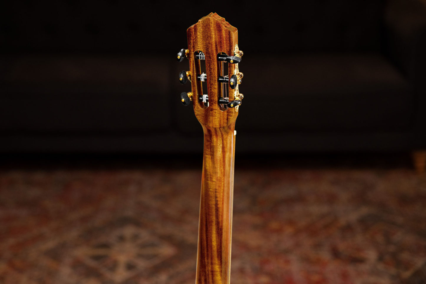 ORTEGA Family Series Pro 4/4 Konzertgitarre 6 String Lefty - Massive Fichte / Cypress Gloss Stain Yellow + Bag