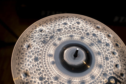 MEINL Cymbals Pure Alloy Custom Extra Thin Hammered Crash - 16"