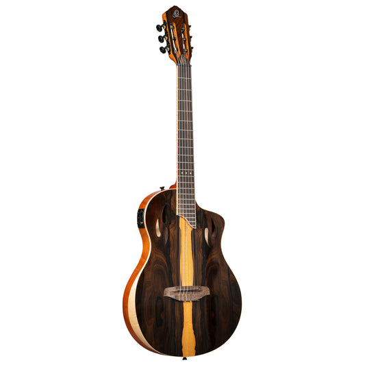 ORTEGA TourPlayer Series 4/4 Nylonsaitengitarre 6-String + Pro Gigbag