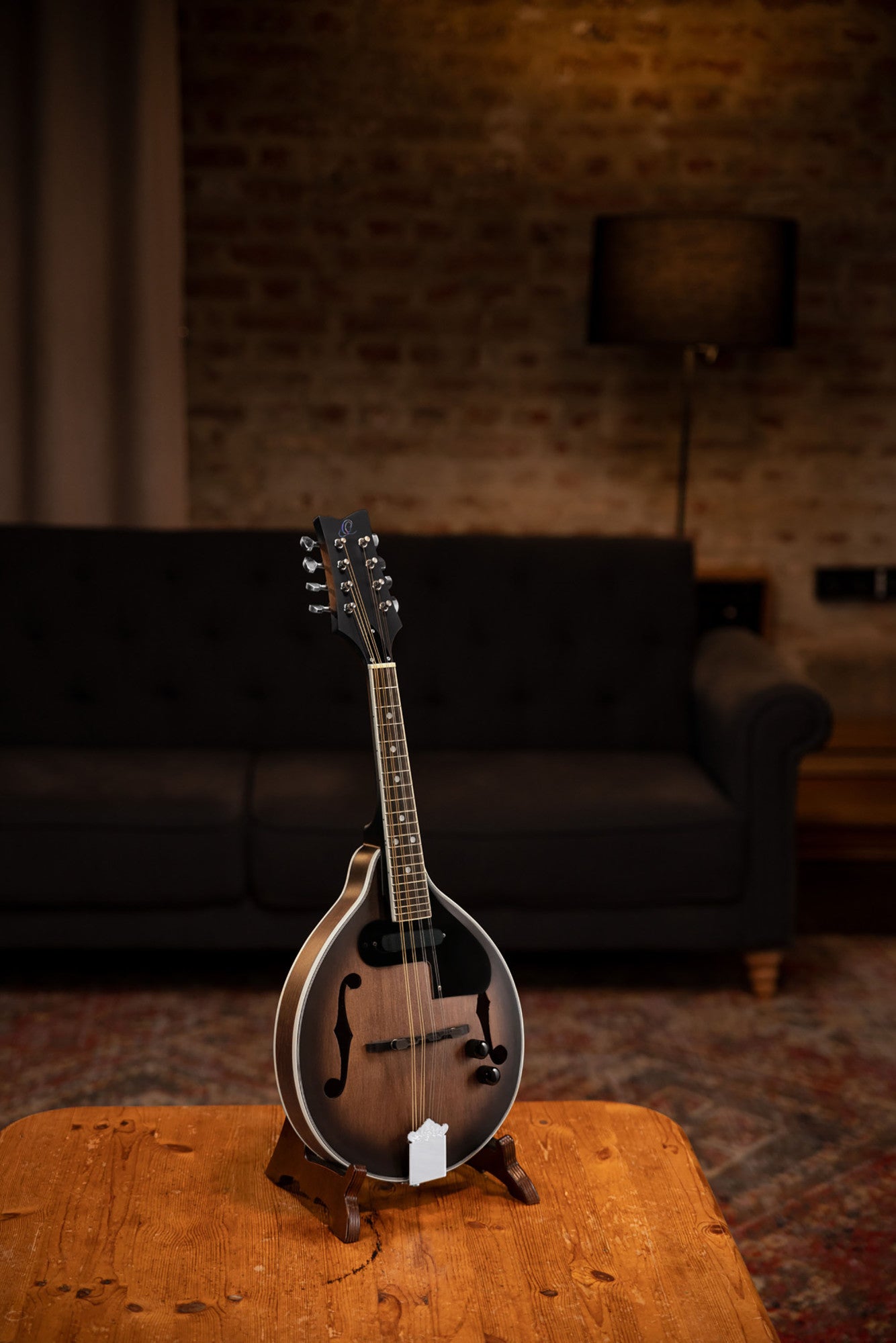 ORTEGA Americana Series A-Style Mandolin 8 String - Maple Satin Whiskey Burst