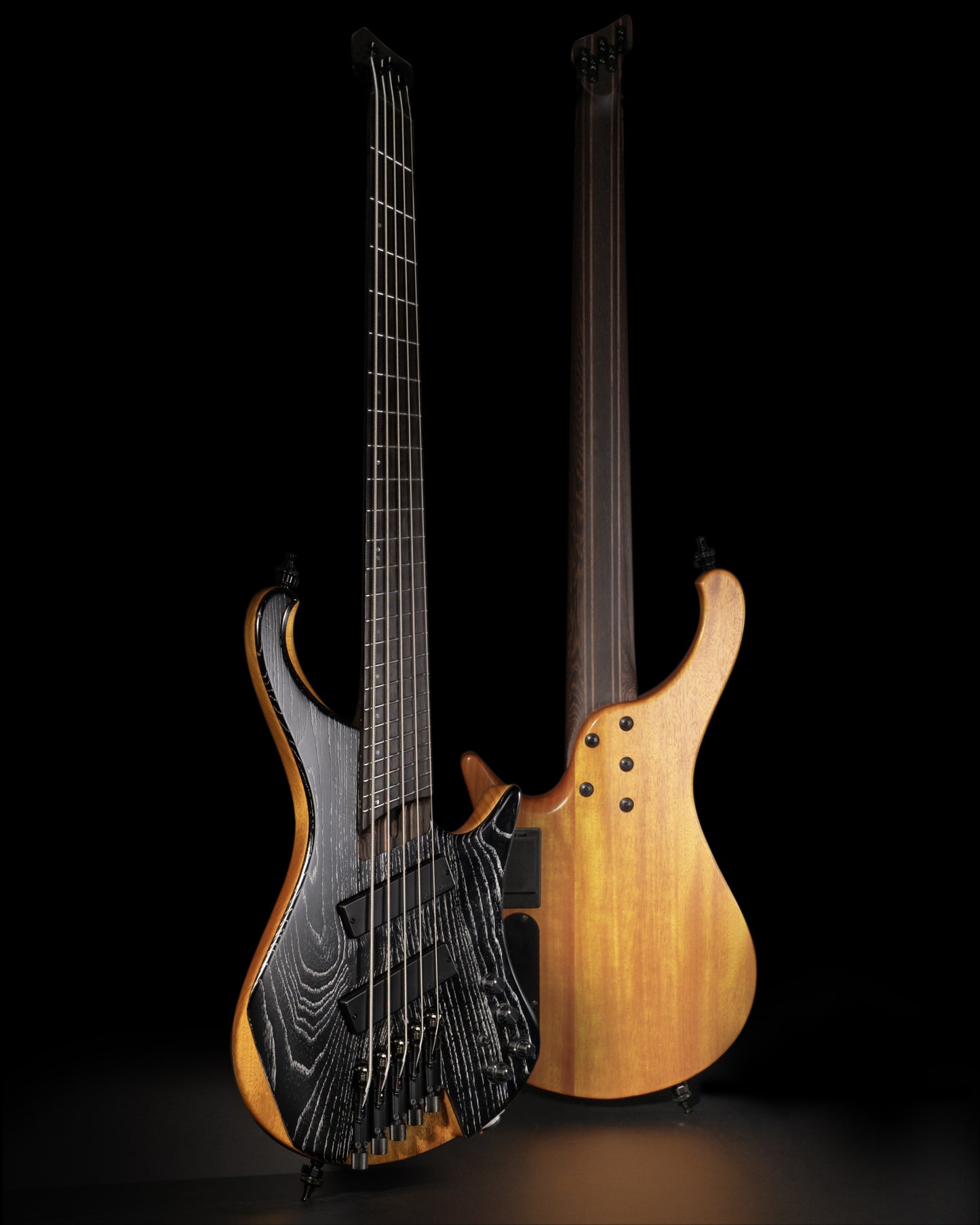 IBANEZ Bass Workshop EHB E-Bass 5-String Multi Scale - Silver Wave Black Low Gloss + Gigbag