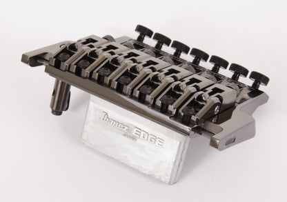 IBANEZ Lo-Pro Edge tremolo - 7 String cosmo black
