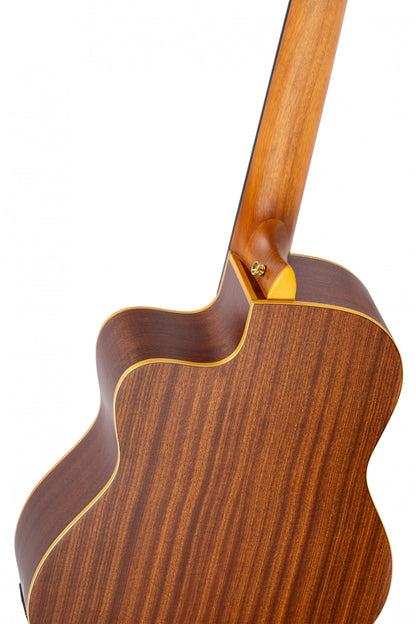 ORTEGA Family Series Pro 4/4 Konzertgitarre 6 String - Massive Zeder / Mahagoni Natur + Bag