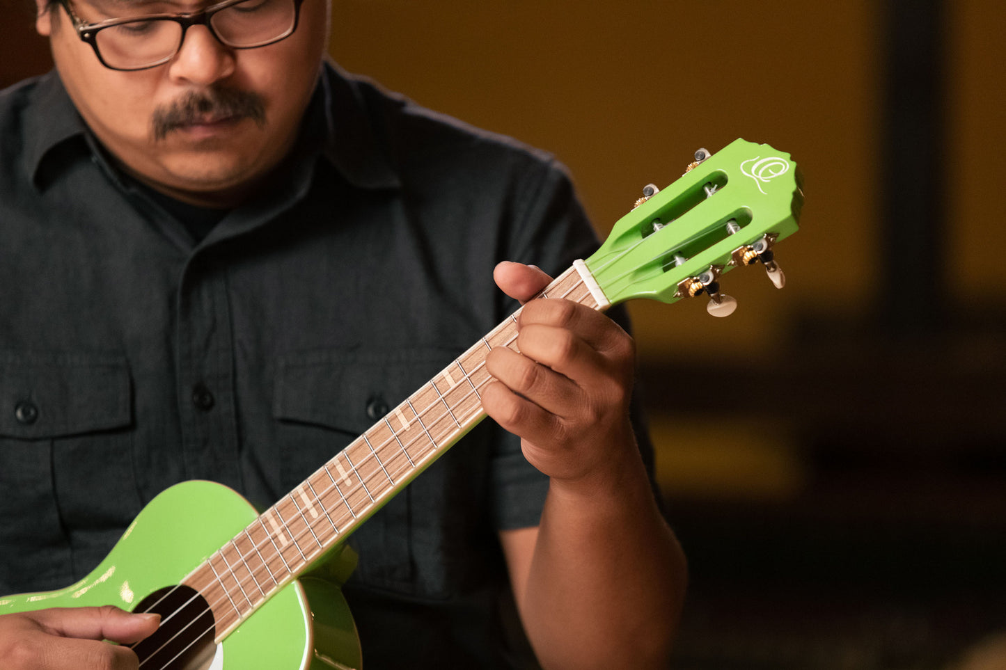 ORTEGA Gaucho Series Ukulele 4 String - Green Apple + Bag