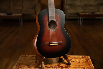 ORTEGA Student Series Pro DeLuxe 4/4 Classical Guitar 6 String - Solid Spruce / Catalpa Bourbon Fade