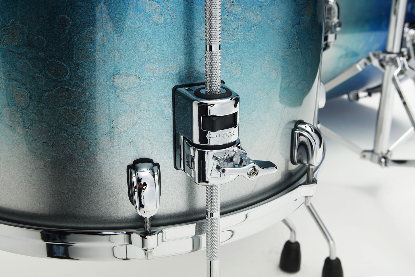 TAMA Starclassic Walnut/Birch Lacquer Shell Kit 5 pcs - Molten Blue Ice Fade/Chrome HW