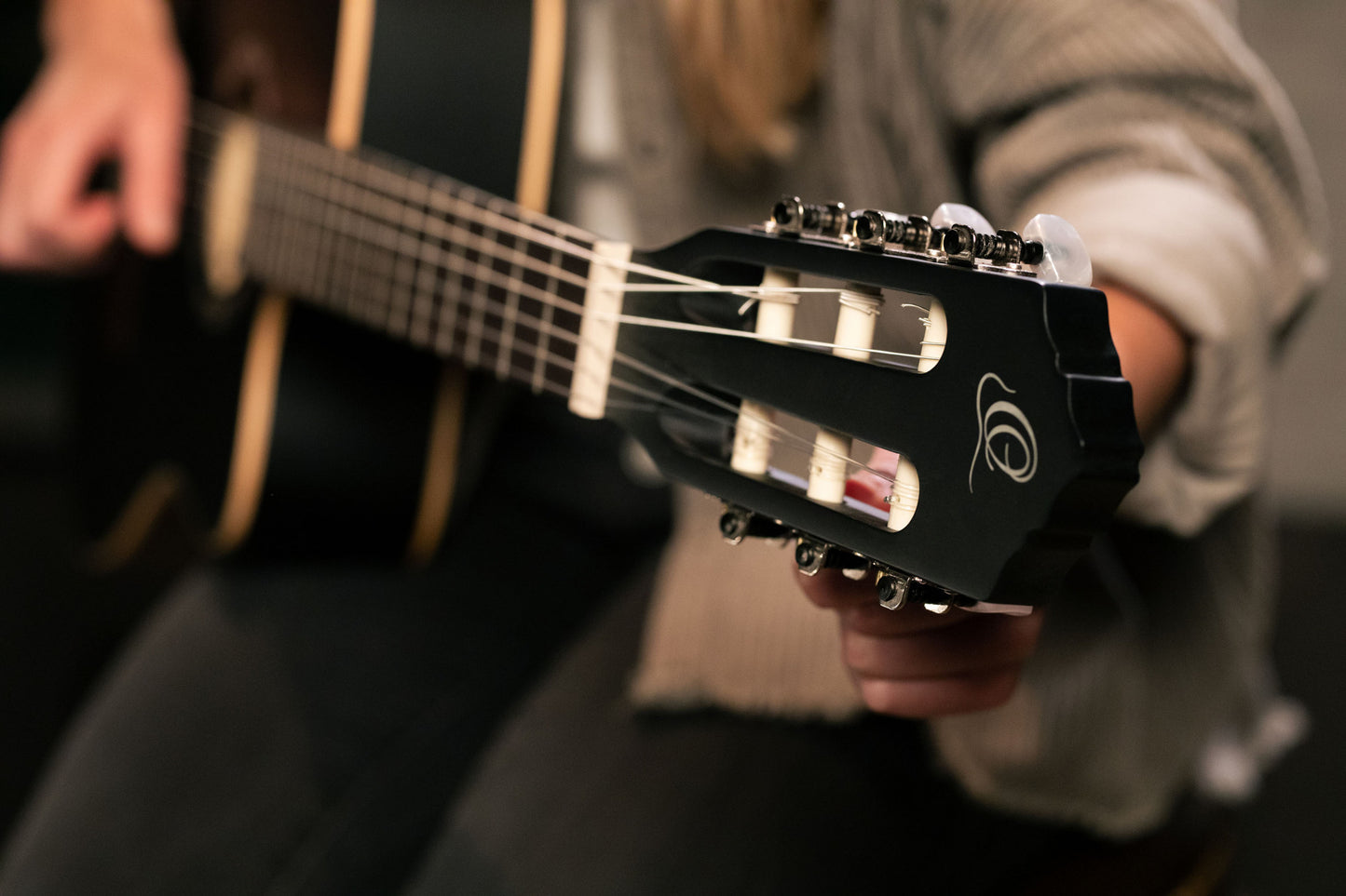ORTEGA Family Series 4/4 Classical Slim Neck Guitar 6 String - Spruce / Mahogany Satin Black + Gig Bag