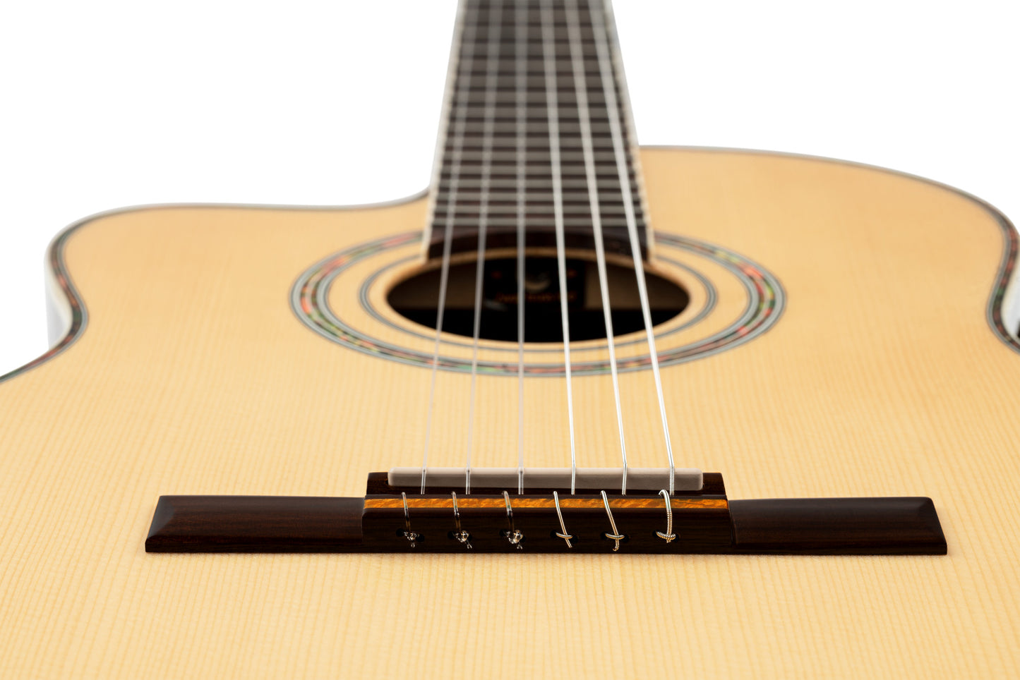 ORTEGA Family Series Pro 4/4 Konzertgitarre 6 String Lefty - Massive Fichte / Mahagoni Natur + Bag