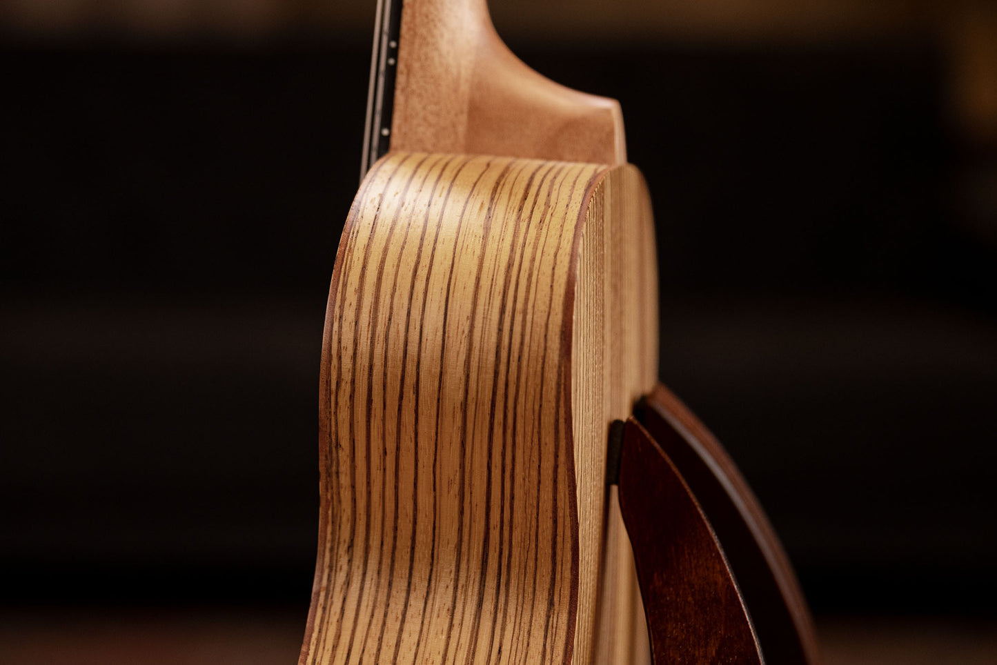 ORTEGA Timber Series Concert Ukulele 4 String Lefty - Zebrawood Natural + Bag