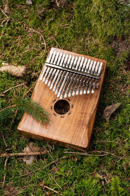 ORTEGA Lizard Series Kalimba 17 Keys - Solid Acacia