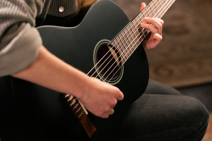 ORTEGA Student Series 4/4 Classic Guitar 6-String - Black