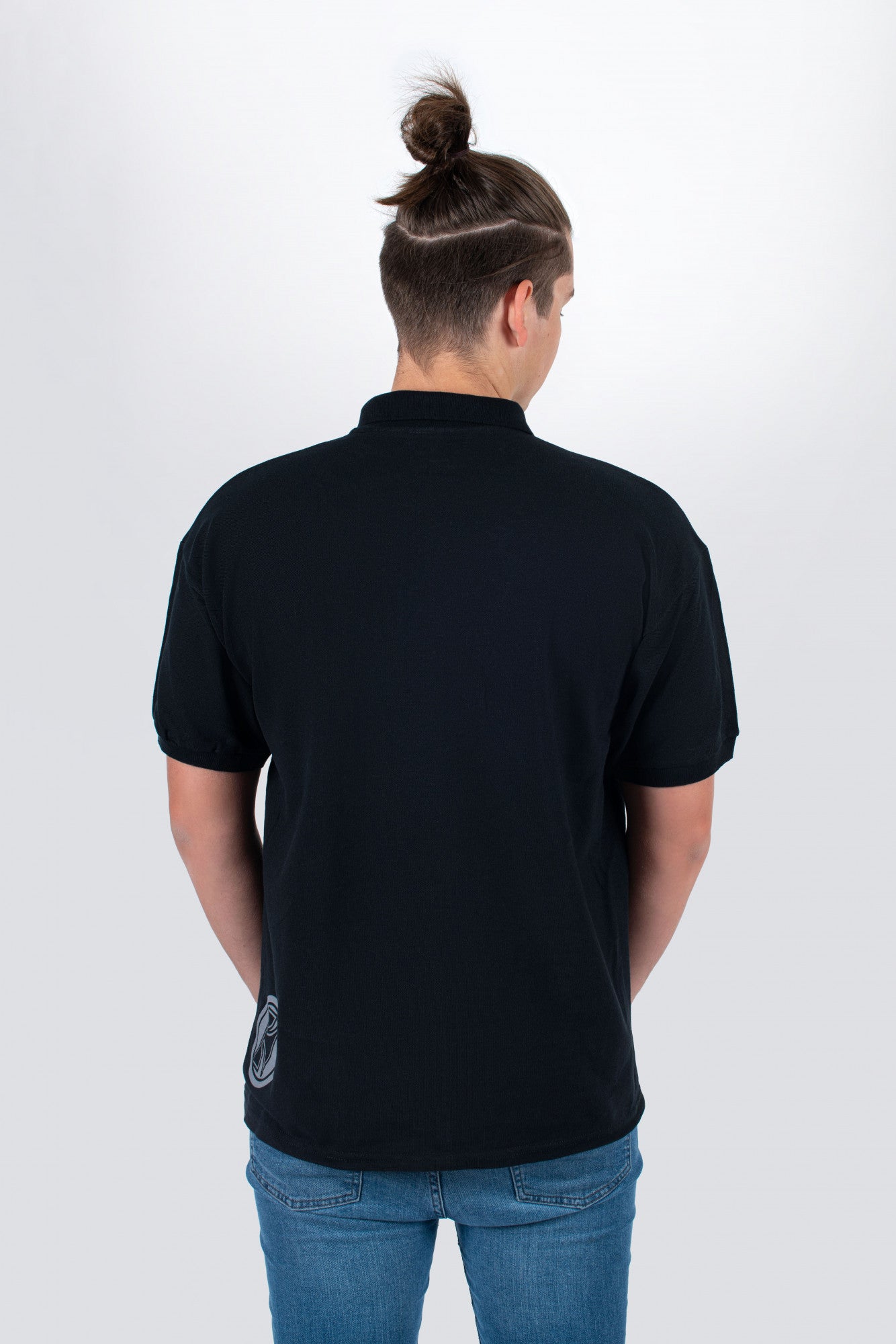 Tama polo in black with logo on left chest
