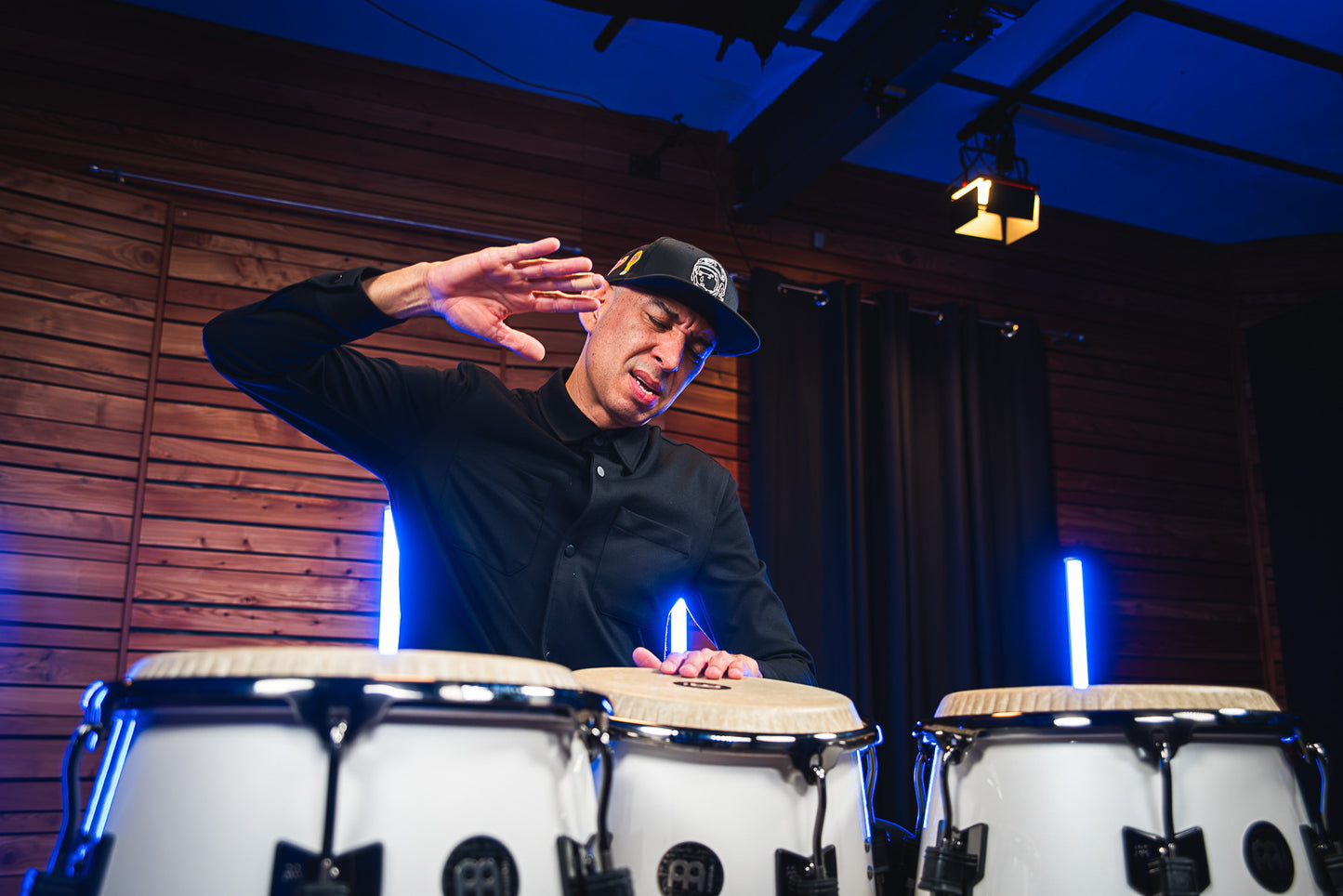 MEINL Percussion Artist Series Roberto Serrano Conga 11 3/4" /REMO® Fiberskyn Heads - Pearl White