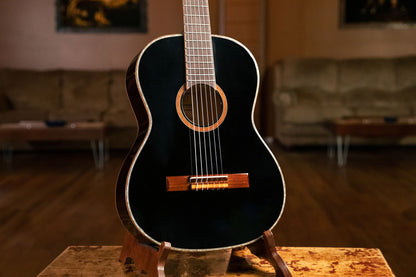 ORTEGA Family Series 7/8 Konzertgitarre 6 String - Fichte / Mahagoni + Bag