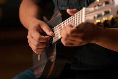 ORTEGA Mini Travel Series 1/8 Gitarre 6-String - Natur