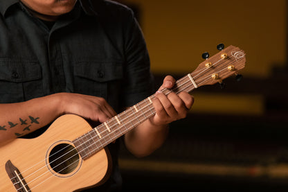 ORTEGA Timber Series Tenor Ukulele 4 String - Solid Cedar / Walnut Natural + Bag
