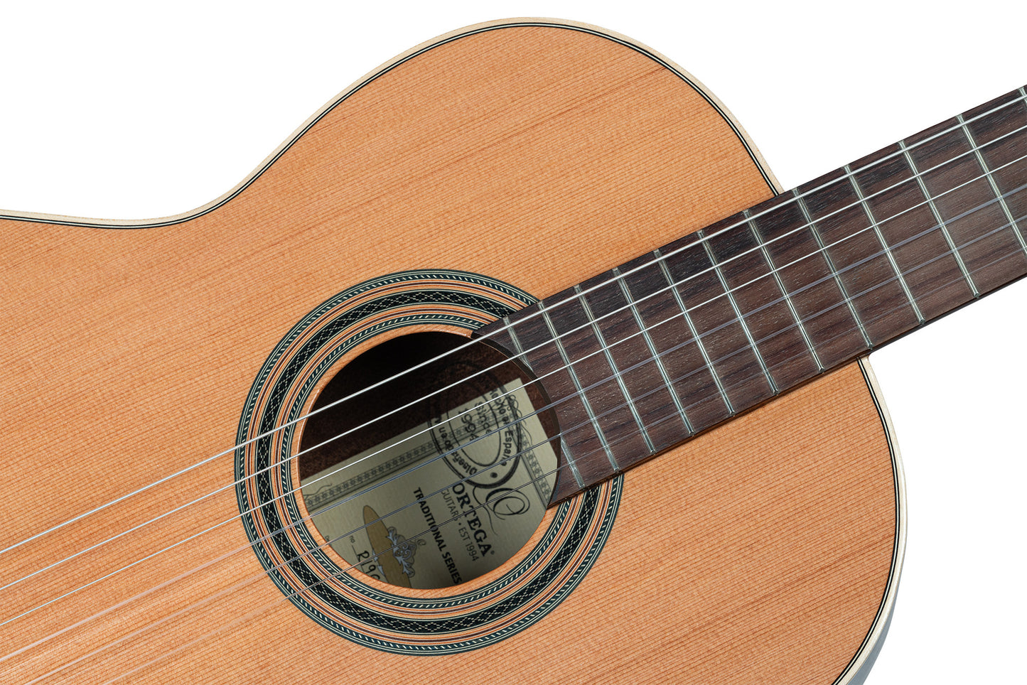 ORTEGA Traditional Series 4/4 Nylon String Guitar 6-String + Pro Gigbag