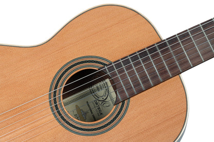 ORTEGA Traditional Series 4/4 Nylon String Guitar 6-String + Pro Gigbag
