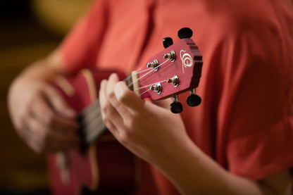 ORTEGA Earth Serie Konzert Preamp Ukulele 4 String - Raspberry Red
