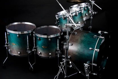 TAMA Starclassic Walnut/Birch Lacquer Shell Kit 5 pcs - Satin Sapphire Fade/Chrome HW
