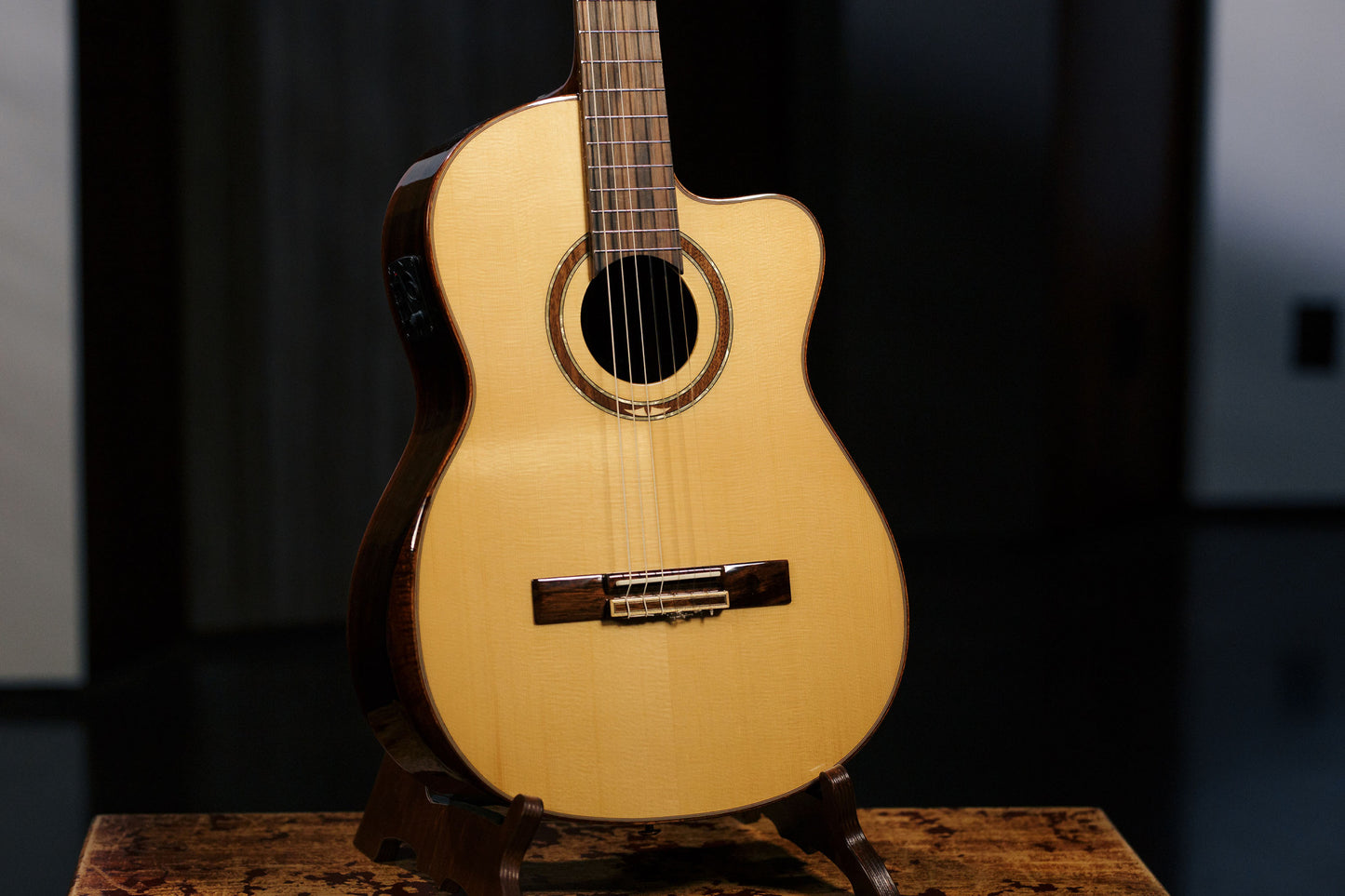 ORTEGA The Privat Room 4/4 Konzertgitarre 6-string - Natur + Gigbag