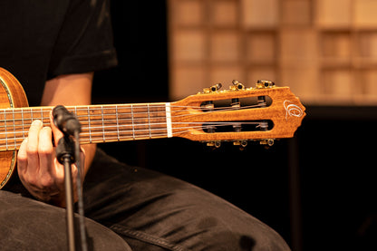 ORTEGA Mini Travel Series 1/8 Gitarre 6-String - Natur + Gigbag