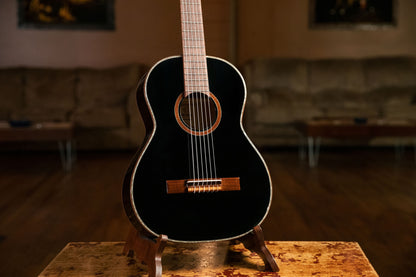 ORTEGA Family Series 3/4 Classical Guitar 6 String - Spruce / Mahogany Black + Gig Bag