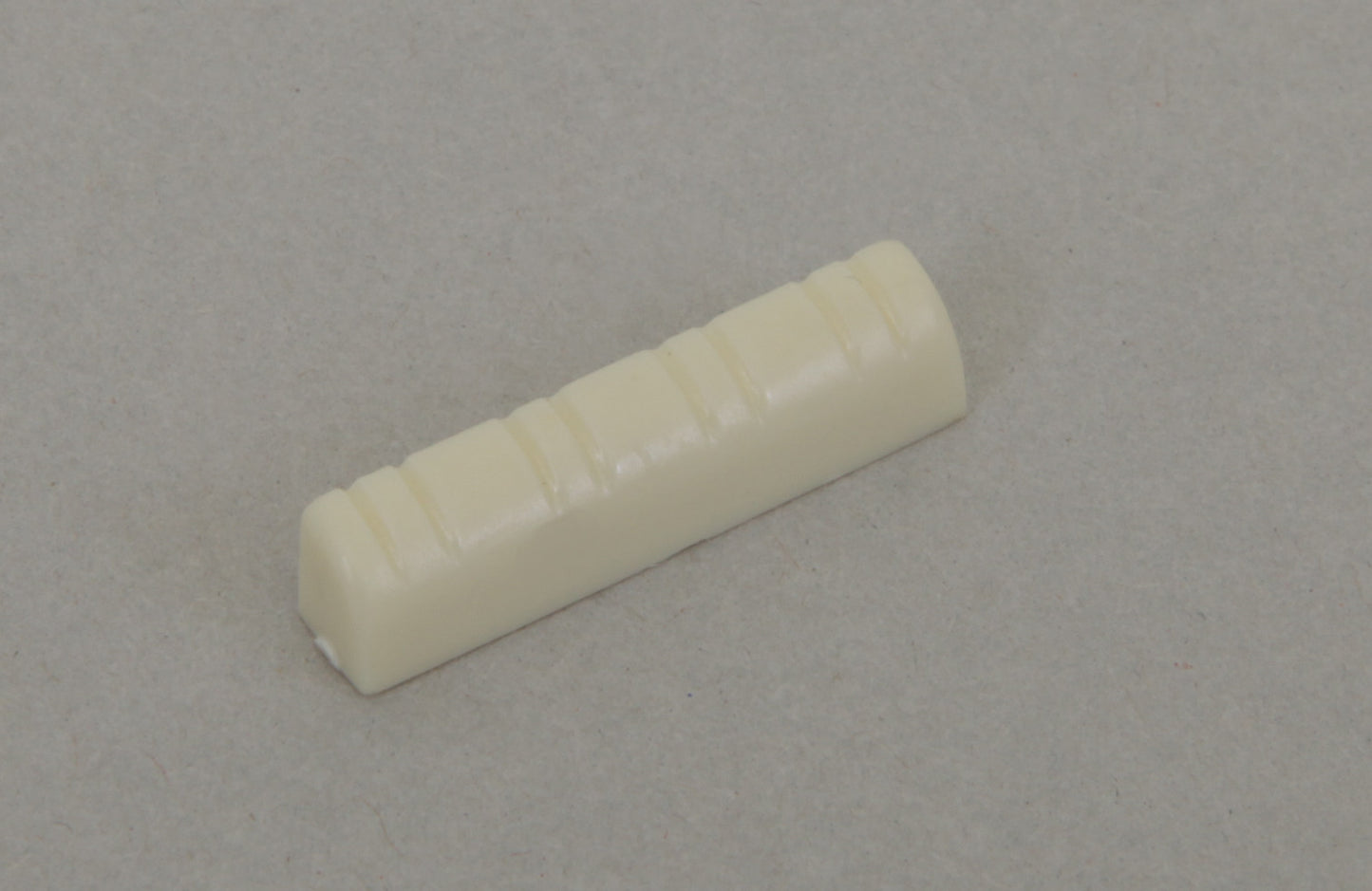 IBANEZ plastic nut - for mandolin