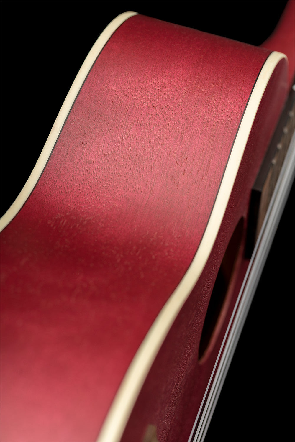ORTEGA Earth Series Concert Ukulele 4 String - Raspberry Red