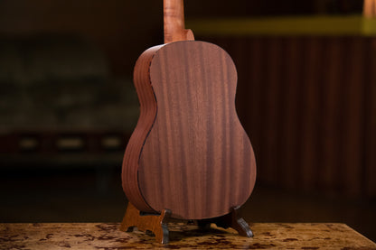 ORTEGA Bonfire Serie Bariton Ukulele 4 String - Fichte/Sapele Natur